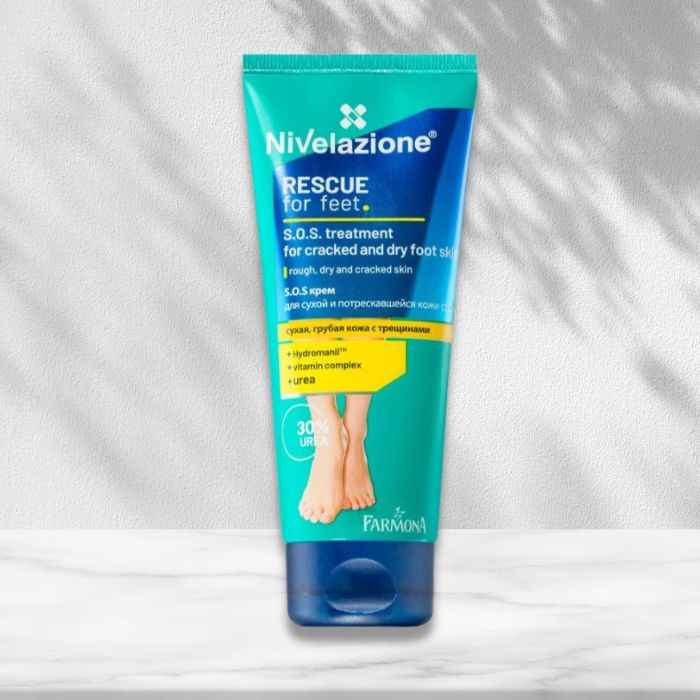 Farmona Nivelazione SOS crema rigenerante piedi con urea 30%